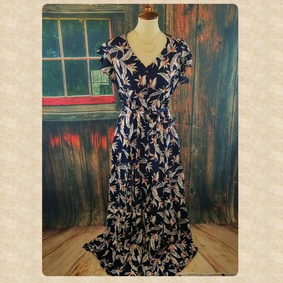 Frock Shop Dresses & Skirts - NWT Frock Shop Tropical Print Maxi Dress.